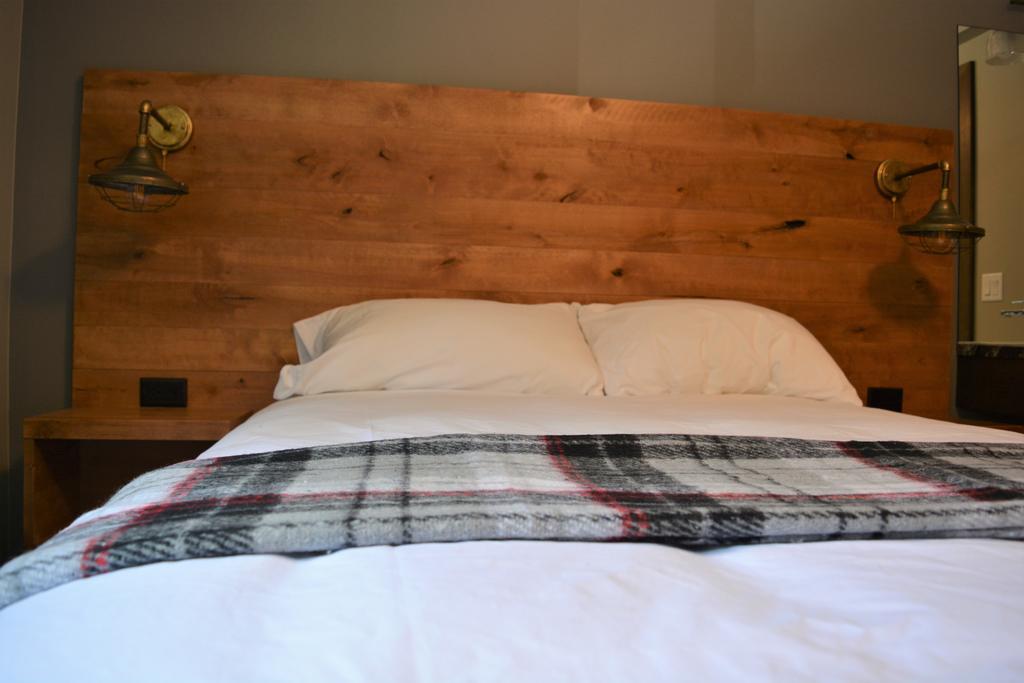 Sasquatch Inn Harrison Mills 외부 사진